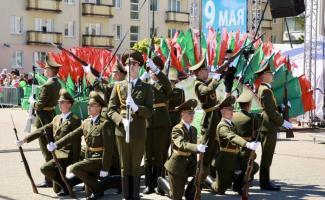 Курсанты военного факультета ГрГУ имени Янки Купалы приняли участие в торжественных мероприятиях посвящённые Дню Победы